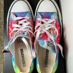 Tie dye converse